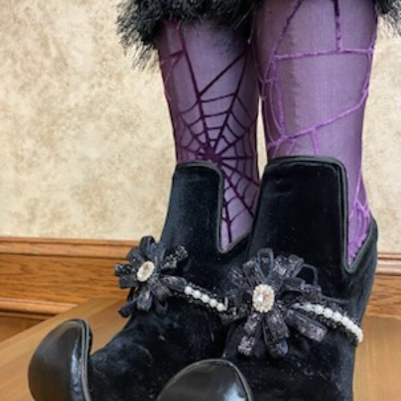 Spooky Witch Boot Decoration – Halloween Decor - Picture 7 of 11